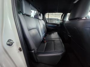 Toyota Hilux 2.8GD-6 double cab 4x4 Legend auto - Image 11