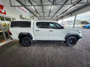 Toyota Hilux 2.8GD-6 double cab 4x4 Legend auto - Image 3