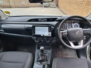 Toyota Hilux 2.4GD-6 Xtra cab Raider manual - Image 6