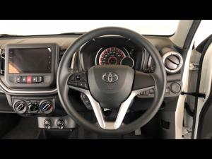Toyota Vitz 1.0 XR auto - Image 8