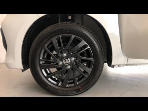 Toyota Vitz 1.0 XR auto - Image 18