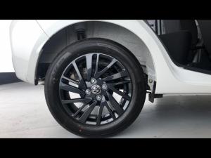 Toyota Vitz 1.0 XR auto - Image 20