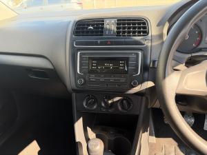Volkswagen Polo Vivo hatch 1.4 Trendline - Image 10