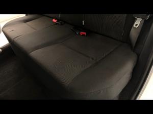 Toyota Etios hatch 1.5 Sprint - Image 12