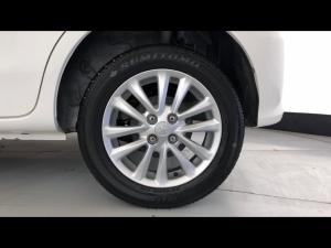 Toyota Etios hatch 1.5 Sprint - Image 19
