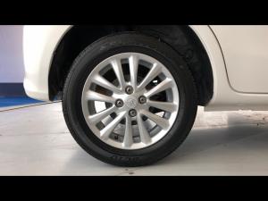 Toyota Etios hatch 1.5 Sprint - Image 20