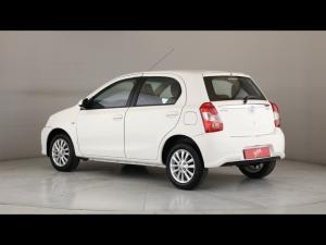 Toyota Etios hatch 1.5 Sprint - Image 21