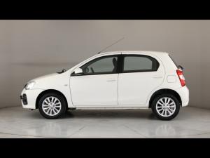 Toyota Etios hatch 1.5 Sprint - Image 22