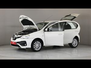 Toyota Etios hatch 1.5 Sprint - Image 27