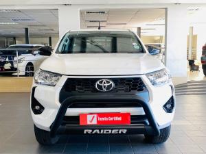 Toyota Hilux 2.4GD-6 double cab 4x4 Raider manual - Image 4
