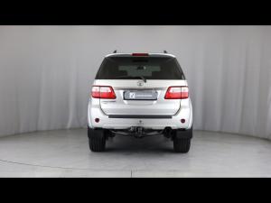 Toyota Fortuner 3.0D-4D auto - Image 5