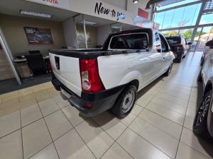 Nissan NP200 1.6 Single Cab - Image 2