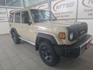 Toyota Landcruiser 76 2.8 GD-6 S/W automatic - Image 1