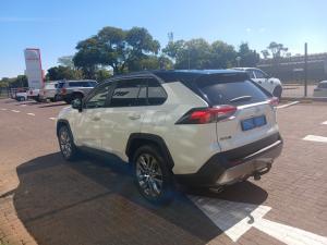 Toyota RAV4 2.0 VX CVT - Image 18