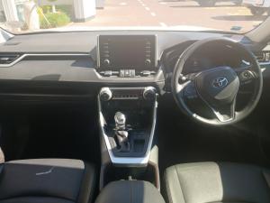 Toyota RAV4 2.0 VX CVT - Image 6