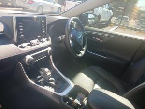 Toyota RAV4 2.0 VX CVT - Image 7