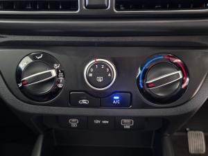 Hyundai Grand i10 1.0 MOTION/PREMIUM - Image 8
