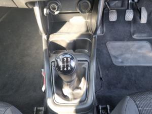 Suzuki Swift 1.2 GL - Image 12