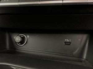 Audi A4 35 TDI Advanced Stronic - Image 10