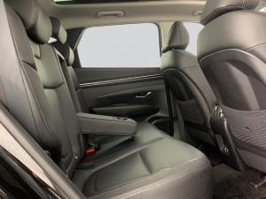 Hyundai Tucson R2.0D Elite automatic - Image 16