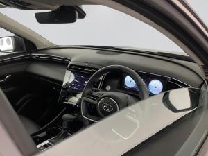Hyundai Tucson R2.0D Elite automatic - Image 17