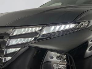 Hyundai Tucson R2.0D Elite automatic - Image 9