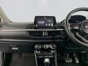 Kia Picanto 1.0 Street automatic - Image 14