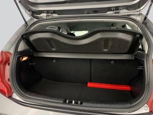 Kia Picanto 1.0 Street automatic - Image 16