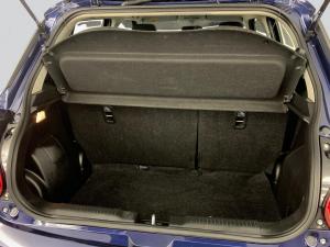 Suzuki Swift 1.2 GLX - Image 17