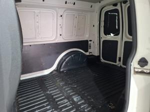 Volkswagen Caddy 1.6 panel van - Image 6