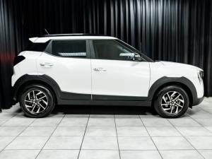 Mahindra XUV 3XO 1.2T AX5 manual - Image 3