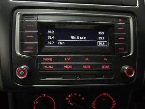 Volkswagen Polo Vivo hatch 1.4 Trendline - Image 13