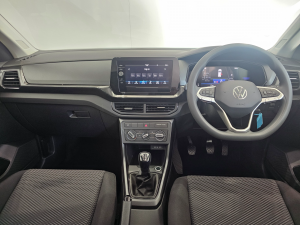 Volkswagen T-Cross 1.0TSI manual - Image 9