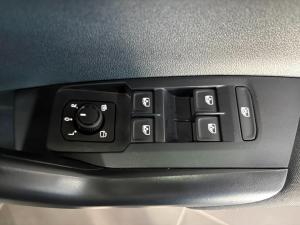 Volkswagen Taigo 1.0TSI Life - Image 11