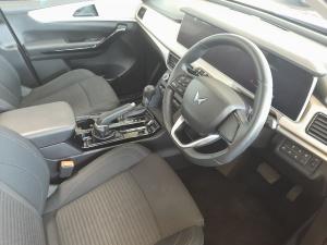 Mahindra XUV700 2.0T AX5 - Image 10
