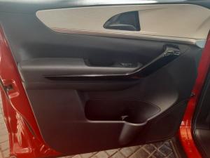 Mahindra XUV700 2.0T AX5 - Image 13