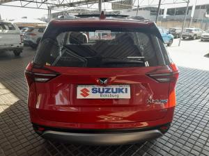 Mahindra XUV700 2.0T AX5 - Image 6