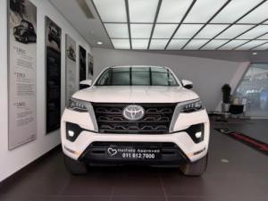Toyota Fortuner 2.4GD-6 auto - Image 5