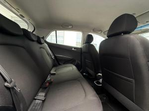 Hyundai Grand i10 1.2 Fluid hatch auto - Image 13