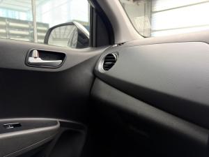 Hyundai Grand i10 1.2 Fluid hatch auto - Image 27