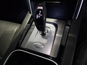 Land Rover Discovery Sport D200 R-Dynamic HSE - Image 25