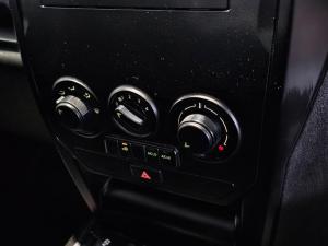 Mahindra Pik Up 2.2CRDe single cab dropside S4 - Image 16