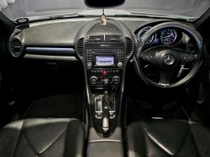 Mercedes-Benz SLK SLK200 Kompressor Touchshift - Image 12