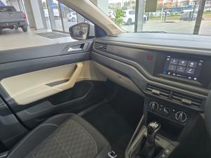 Volkswagen Polo sedan 1.6 auto - Image 7