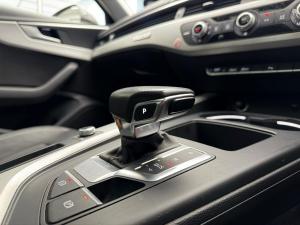 Audi A4 40TFSI - Image 30