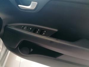 Kia RIO 1.4 LS 5-Door - Image 14