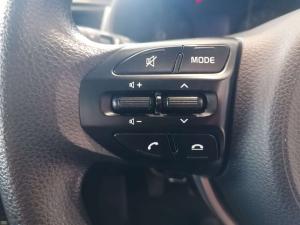 Kia RIO 1.4 LS 5-Door - Image 17