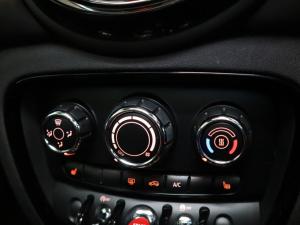 MINI Clubman Cooper Clubman - Image 15