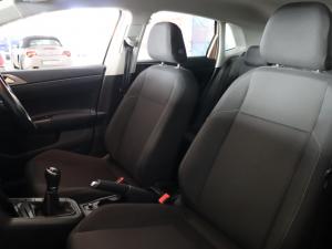 Volkswagen Polo hatch 1.0TSI Comfortline - Image 10