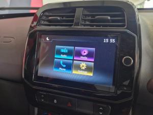 Renault Kwid 1.0 Techno auto - Image 14